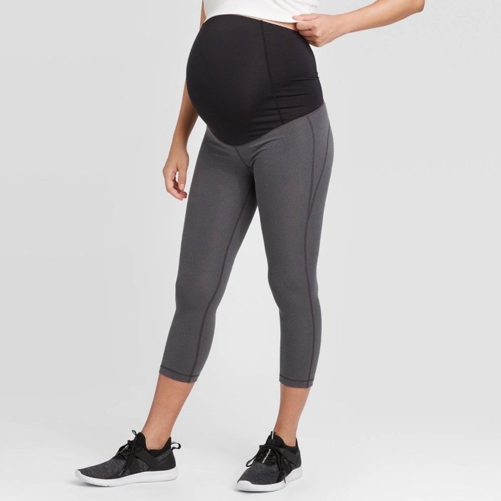 Maternity Gray Over Belly Active Capri Legging pants size Large